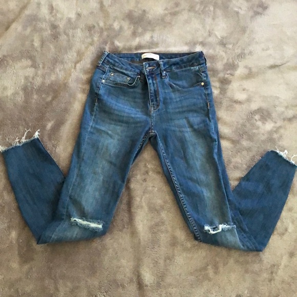 Zara Blue Ripped Distressed Skinny jeans Frayed Hem Size 2 - Picture 3 of 5
